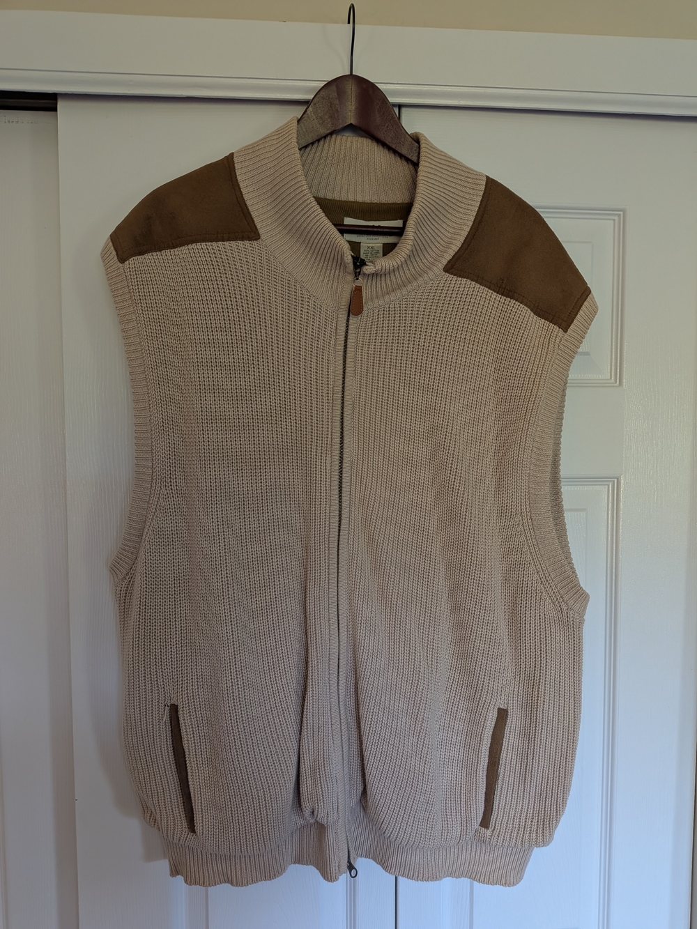 Orvis Beige Knit Zip-Up Vest with Brown Shoulder Accents